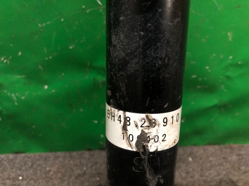 Амортизатор задний CX-7 06-12 2010 Внедорожник 2.5