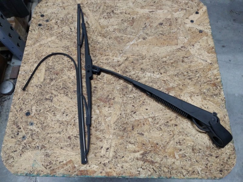 Поводок стеклоочистителя задний MITSUBISHI LANCER X 10 07-15 2010 Хетчбек 2.4 4B12 8253A086 Б/У