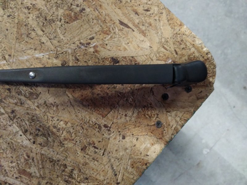 Поводок стеклоочистителя задний MITSUBISHI LANCER X 10 07-15 Хетчбек 2.4 4B12