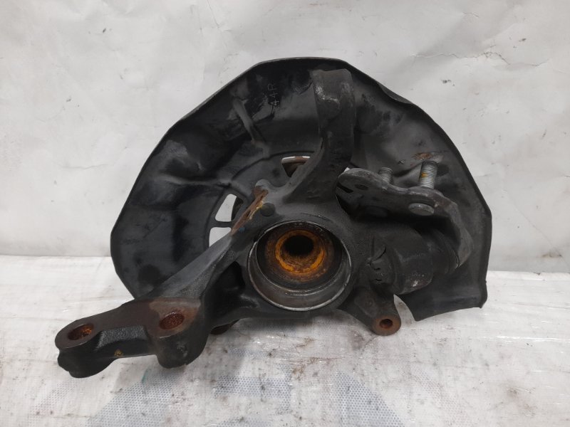 Кулак поворотный передний правый TOYOTA CAMRY 40 06-11 2007 AHV40 2.4 2AZFXE 43211-58010 Б/У