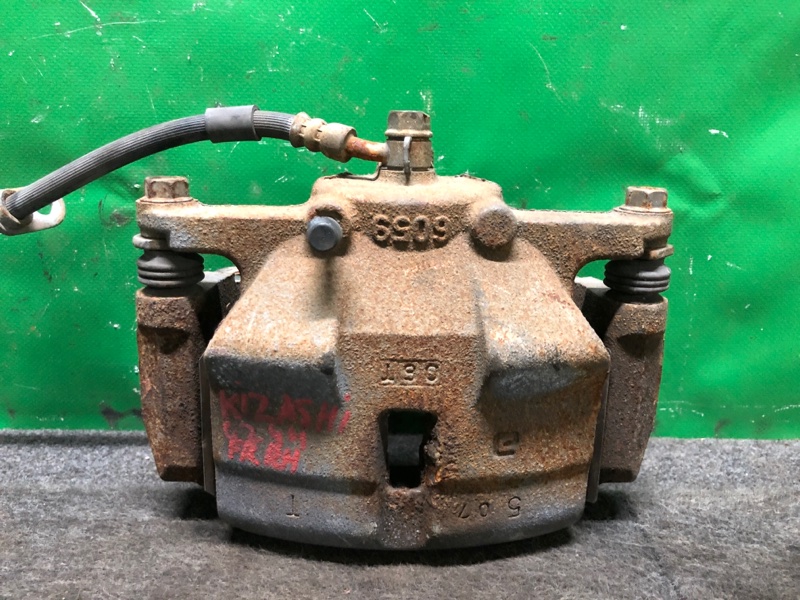 Суппорт тормозной передний правый SUZUKI KIZASHI 09-14 2010 Седан 2.4 55101-57L00-999 Б/У