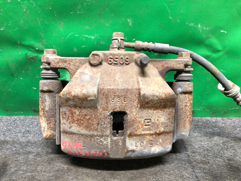 Суппорт тормозной передний левый SUZUKI KIZASHI 09-14 2010 Седан 2.4 55102-57L00-999 Б/У