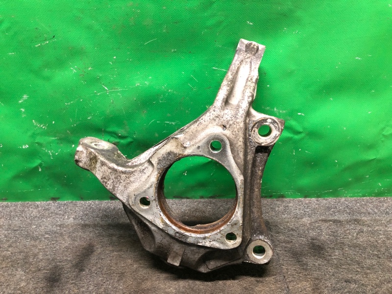 Запчасть кулак поворотный передний правый SUZUKI KIZASHI 09-14 2010 Седан 2.4 45110-57L00 Б/У Кулак поворотный передний правый SUZUKI KIZASHI 09-14 2010 Седан 2.4 45110-57L00 Б/У