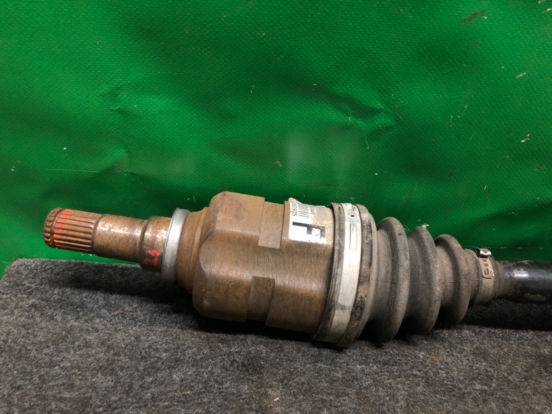 Привод передний передний правый MATRIX 02-08 2002 ZZE132 1.8L 1ZZ-FE