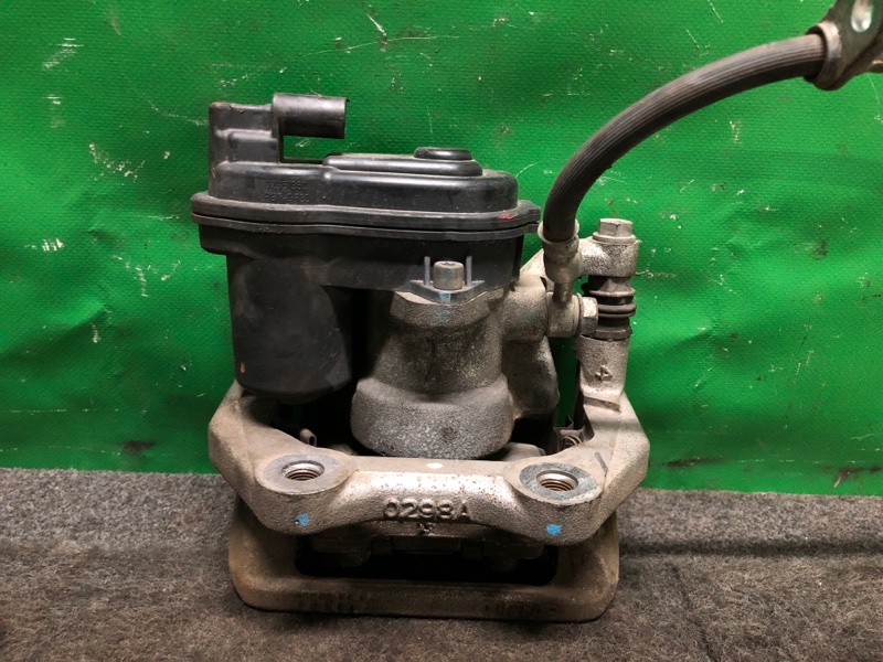 Суппорт тормозной задний левый TLX 14-17 2014 Седан 2.4