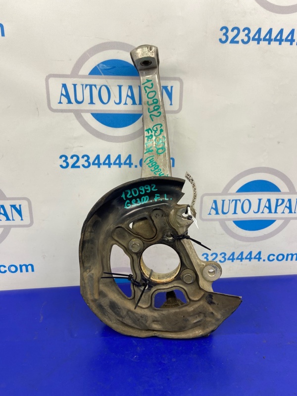 Кулак поворотный передний левый LEXUS GS350 GS300 05-11 43202-30020 Б/У