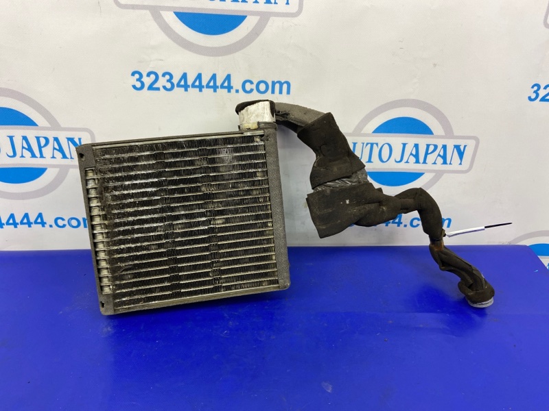 Запчасть испаритель кондиционера передний MITSUBISHI PAJERO 99-06 MR398361 Б/У Испаритель кондиционера передний MITSUBISHI PAJERO 99-06 MR398361 Б/У