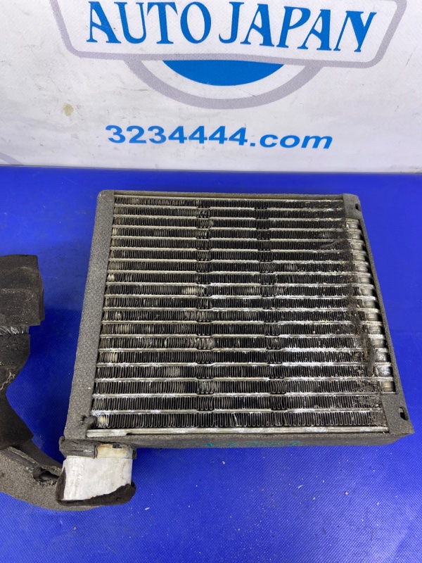 Испаритель кондиционера передний MITSUBISHI PAJERO 99-06 Испаритель кондиционера передний MITSUBISHI PAJERO 99-06