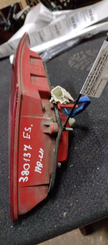 Фонарь внутренний задний левый ES350 06-12