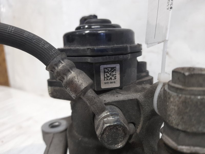 Суппорт тормозной задний левый TLX 14-17 2017 Седан 2.4