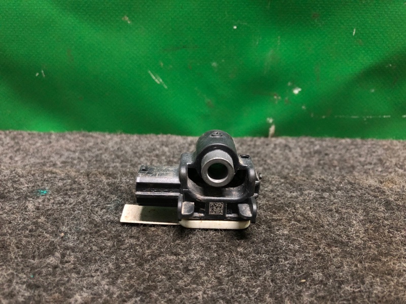 Датчик удара задний правый INFINITI Q50 15-20 2016 Седан 3.0 VR30DDTT 98830-3JA0A Б/У