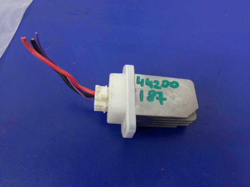 Резистор печки INFINITI QX60/JX35 12-20 Внедорожник 3.5 Резистор печки INFINITI QX60/JX35 12-20 Внедорожник 3.5