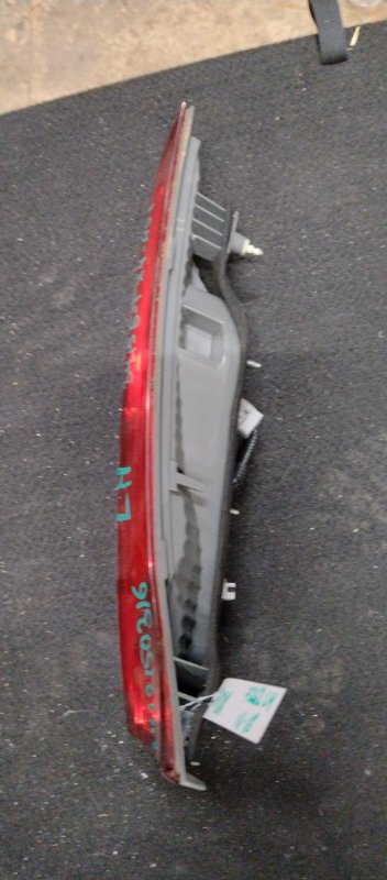 Фонарь внутренний задний левый RDX 12-19