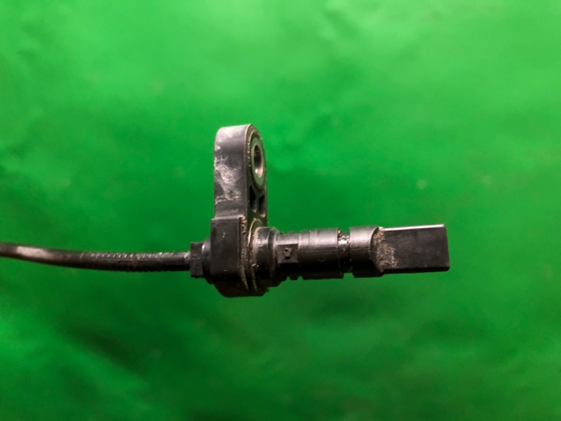 Датчик ABS передний правый PRIUS - 30 09-17 2013 ZVW30 1.8 2ZRFXE