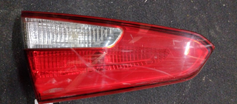 Фонарь внутренний задний левый KIA FORTE YD 12- 92403-A7200 Б/У