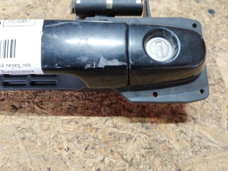 Ручка двери наружная передняя левая HIGHLANDER 01-07 2003 MCU25 3.0 1MZFE