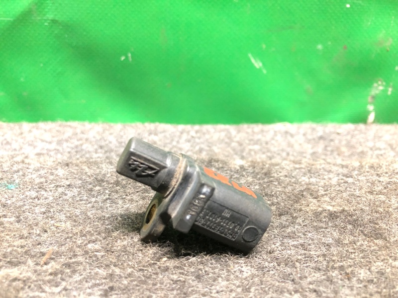 Датчик ABS задний левый MAZDA 3 BK 03-08 BP4K43711A Б/У