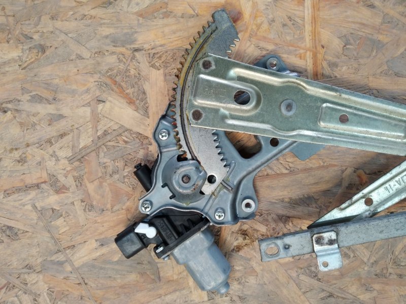 Стеклоподъемник передний правый LANCER X 10 07-15 2010 Хетчбек 2.4 4B12 Стеклоподъемник передний правый LANCER X 10 07-15 2010 Хетчбек 2.4 4B12