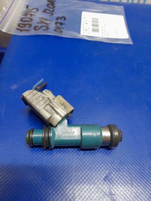 Форсунка топливная SUZUKI SX4 06-13 Седан 2.0 J20A Форсунка топливная SUZUKI SX4 06-13 Седан 2.0 J20A