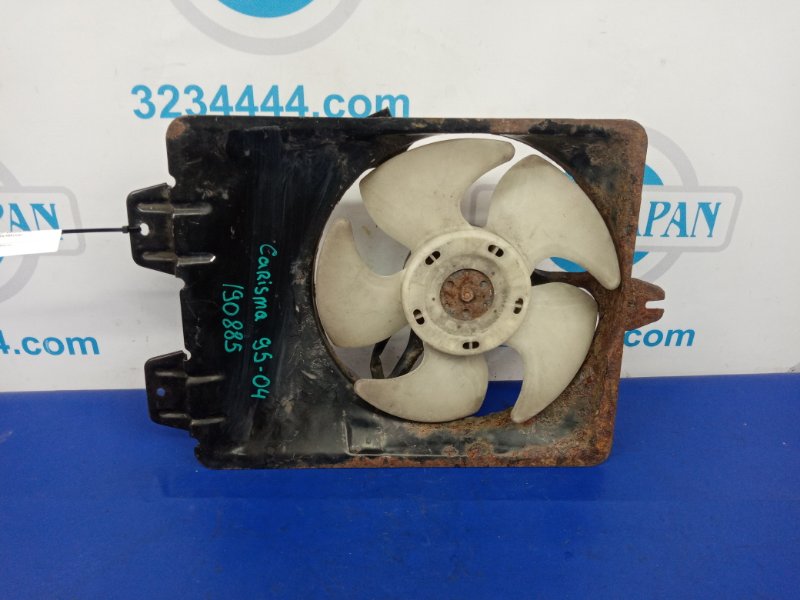 Диффузор вентилятора основного радиатора MITSUBISHI CARISMA 95-04 MR460784 Б/У