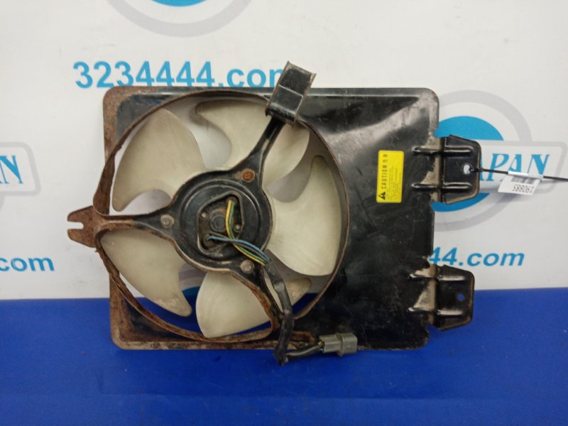 Диффузор вентилятора основного радиатора MITSUBISHI CARISMA 95-04