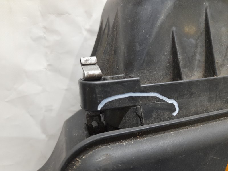 Корпус воздушного фильтра SX4 06-13 2008 Седан 2.0 J20A Корпус воздушного фильтра SX4 06-13 2008 Седан 2.0 J20A