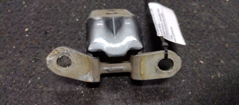 Петля двери нижняя задняя правая ALMERA 03-09 2004 N16 1.5 Петля двери нижняя задняя правая ALMERA 03-09 2004 N16 1.5