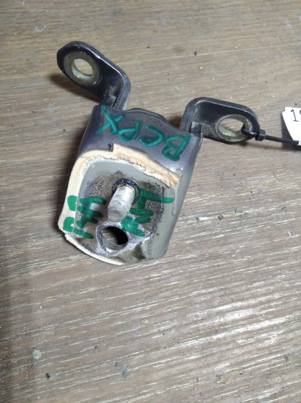 Петля двери верхняя задняя правая ALMERA 03-09 2004 N16 1.5 Петля двери верхняя задняя правая ALMERA 03-09 2004 N16 1.5