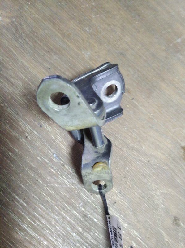 Петля двери верхняя задняя правая ALMERA 03-09 2004 N16 1.5 Петля двери верхняя задняя правая ALMERA 03-09 2004 N16 1.5