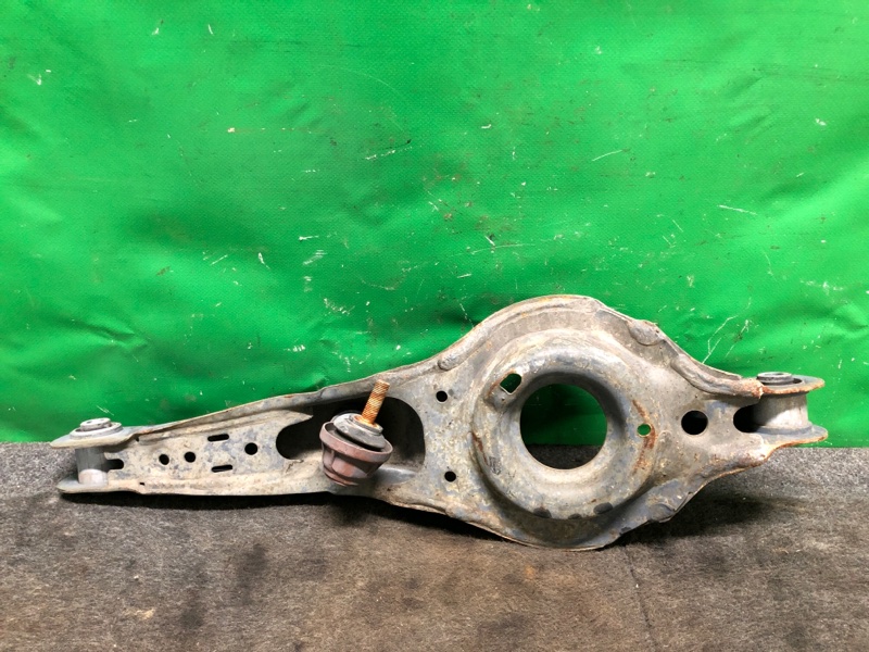 Рычаг задней подвески поперечный нижний задний левый 3 BL 09-13 2009 Седан 2.0