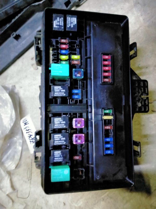 Блок предохранителей моторный отсек ACURA MDX (YD2) 06-13 YD2 38250-STX-A01 Б/У