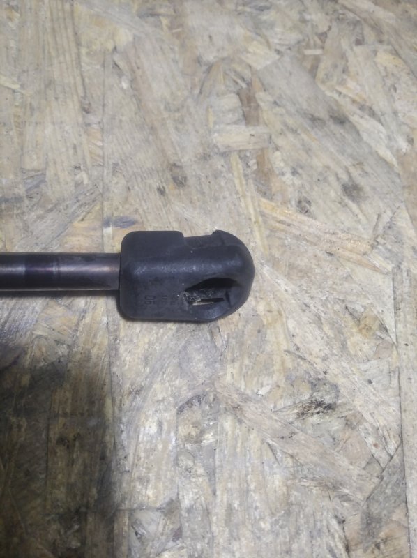 Амортизатор крышки багажника задний левый MITSUBISHI LANCER X 10 07-15 Хетчбек 2.4 4B12