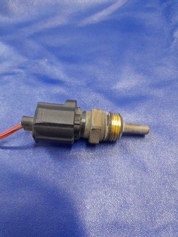 Датчик температуры охлаждающей жидкости OUTLANDER XL 05-13 Внедорожник 2.4 Датчик температуры охлаждающей жидкости OUTLANDER XL 05-13 Внедорожник 2.4