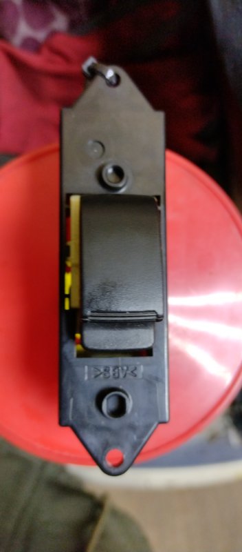 Кнопка стеклоподъемника задняя правая LANCER X 10 07-15 2010 Хетчбек 2.4 4B12