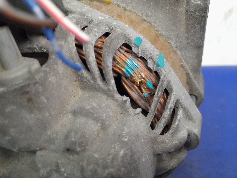 Генератор OUTLANDER XL 05-13 Внедорожник 2.4 