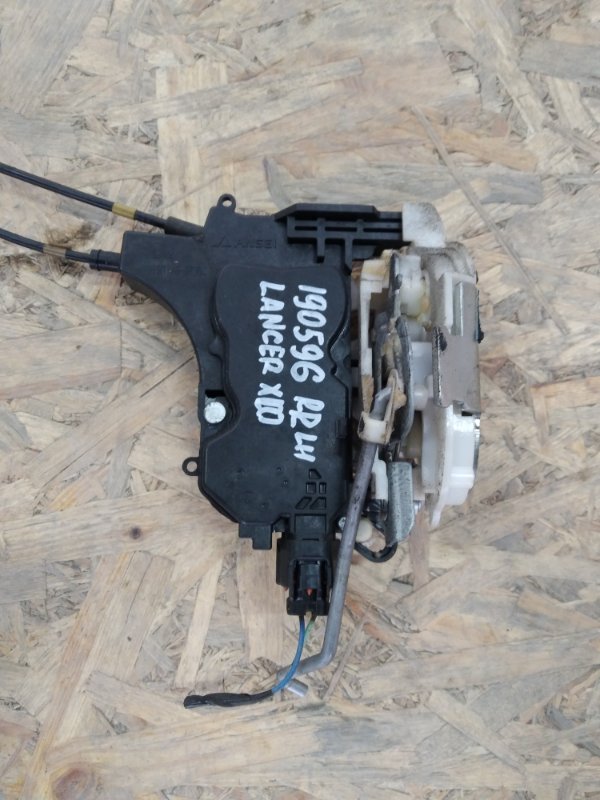 Замок двери задний левый LANCER X 10 07-15 2010 Хетчбек 2.4 4B12 Замок двери задний левый LANCER X 10 07-15 2010 Хетчбек 2.4 4B12