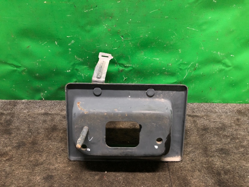 Кронштейн усилителя заднего бампера задний левый SONATA YF 10-14 2011 Седан 2.4 Кронштейн усилителя заднего бампера задний левый SONATA YF 10-14 2011 Седан 2.4