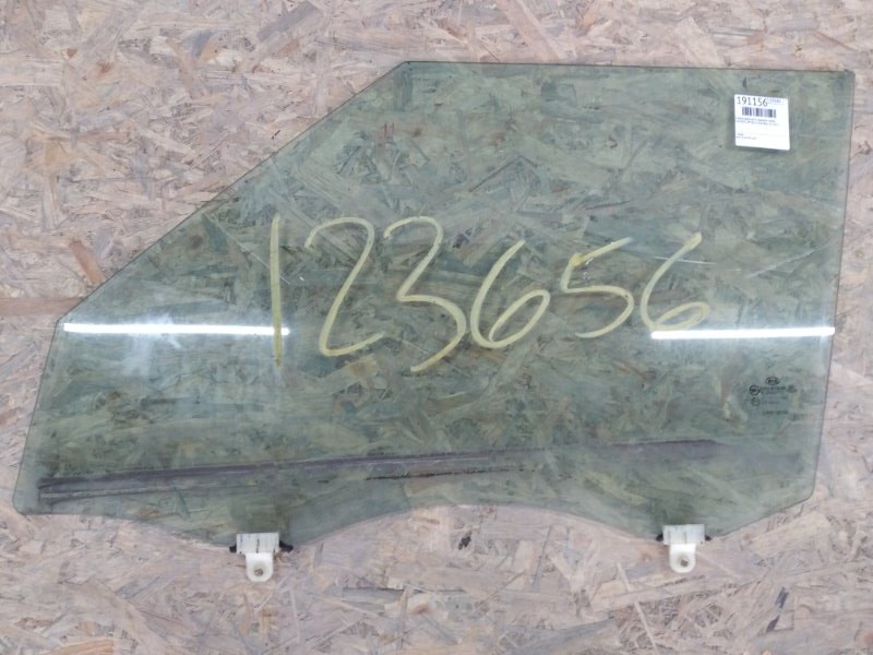 Стекло двери переднее левое KIA SOUL AM 08-13 2012 Хетчбек 2.0 82411-2K000 Б/У