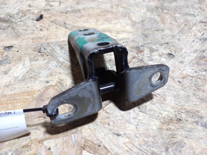 Петля двери верхняя передняя правая LANCER X 10 07-15 2010 Хетчбек 2.4 4B12