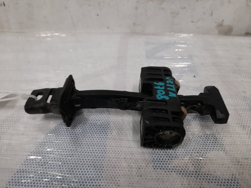 Запчасть ограничитель двери передний левый VOLKSWAGEN JETTA USA 10-17 2013 162 2.0 CJAA 5C6 837 249 Б/У Ограничитель двери передний левый VOLKSWAGEN JETTA USA 10-17 2013 162 2.0 CJAA 5C6 837 249 Б/У