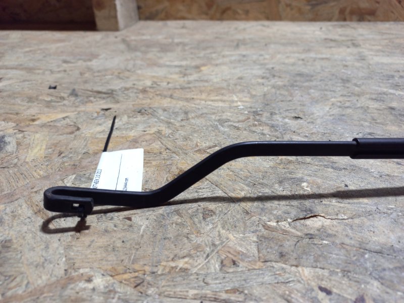 Поводок стеклоочистителя передний левый KIA SOUL AM 08-13 Хетчбек 2.0