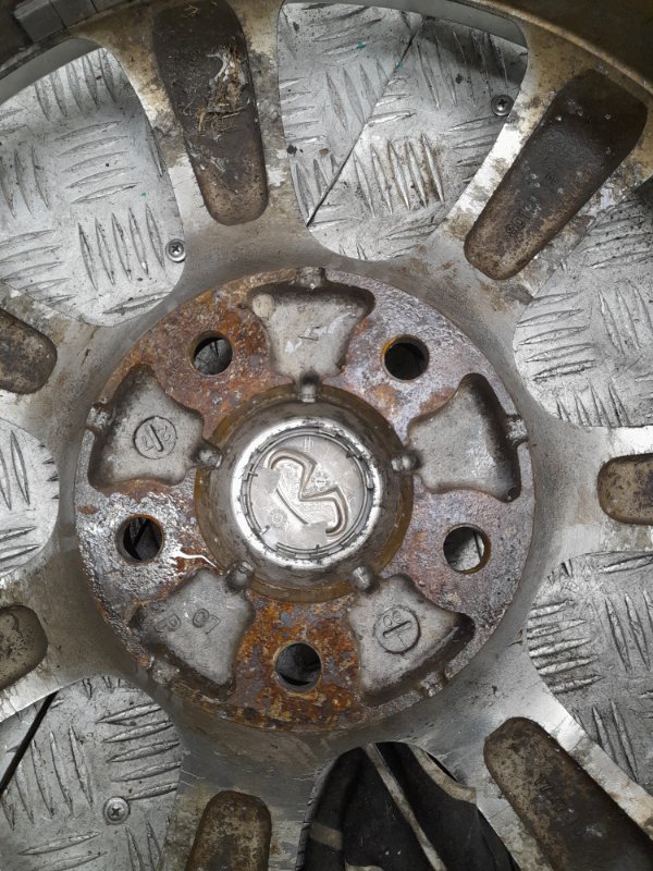 Диск R17 G35 03-07 2006 Седан 3.5 Диск R17 G35 03-07 2006 Седан 3.5