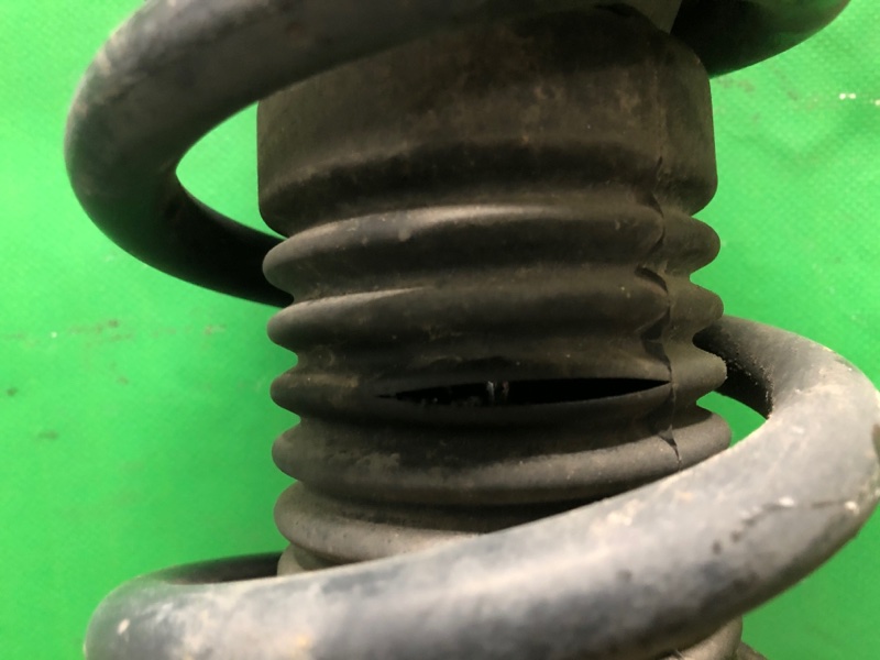 Амортизатор передний левый INFINITI G25/G35/G37/Q40 06-14 Седан 3.5 VQ35HR Амортизатор передний левый INFINITI G25/G35/G37/Q40 06-14 Седан 3.5 VQ35HR