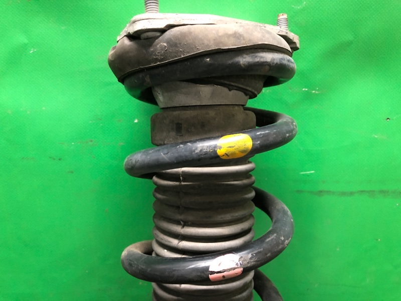 Амортизатор передний левый G25/G35/G37/Q40 06-14 2007 Седан 3.5 VQ35HR Амортизатор передний левый G25/G35/G37/Q40 06-14 2007 Седан 3.5 VQ35HR