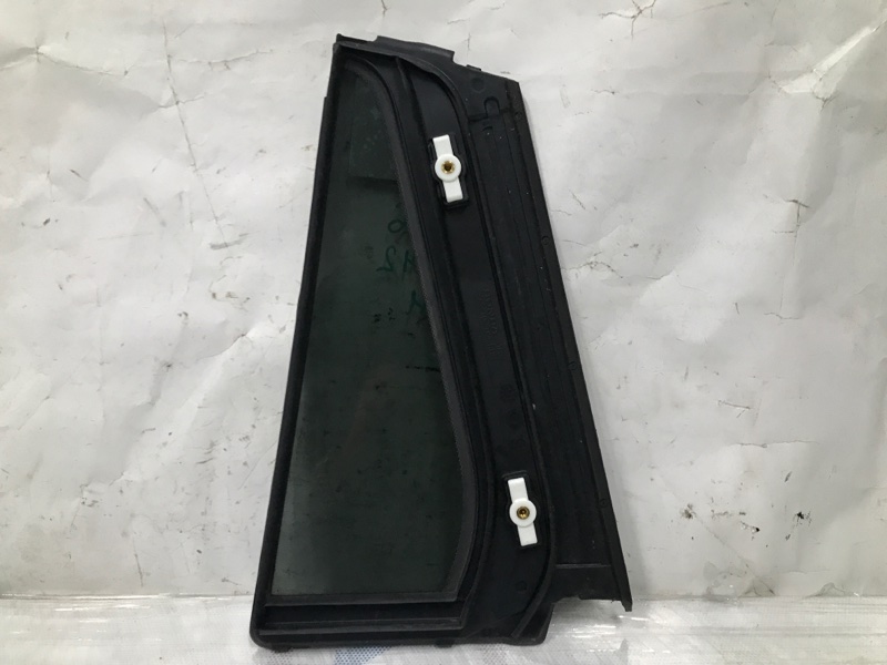 Стекло двери глухое заднее правое RDX 12-19 2014 Внедорожник 3.5 J35Z2 Стекло двери глухое заднее правое RDX 12-19 2014 Внедорожник 3.5 J35Z2