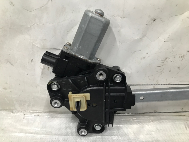 Стеклоподъемник задний правый RDX 12-19 2014 Внедорожник 3.5 J35Z2