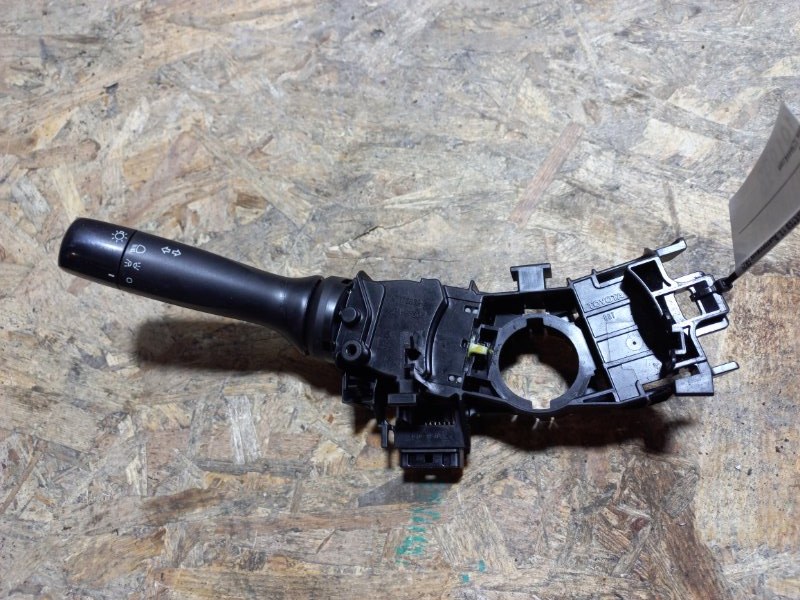 Подрулевой переключатель левый SUBARU FORESTER 12-19 2015 Внедорожник 2.5 FB25B 83115FJ040 Б/У