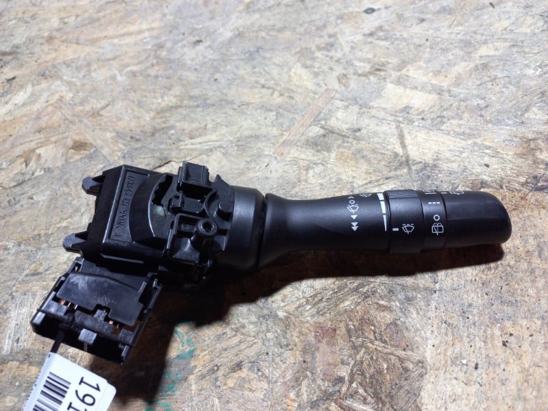 Подрулевой переключатель правый SUBARU FORESTER 12-19 2015 Внедорожник 2.5 FB25B 83114AJ150 Б/У