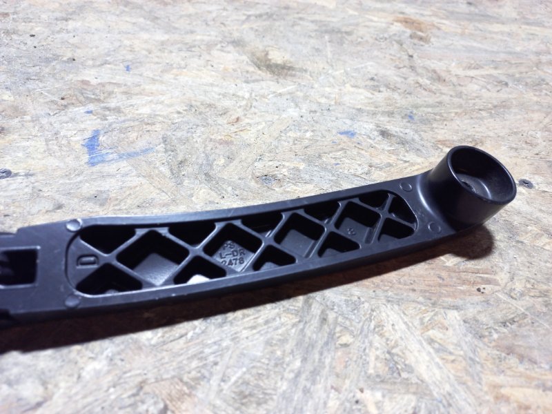 Поводок стеклоочистителя передний передний правый SOUL PS 13-19 2017 PS 1.6 Поводок стеклоочистителя передний передний правый SOUL PS 13-19 2017 PS 1.6