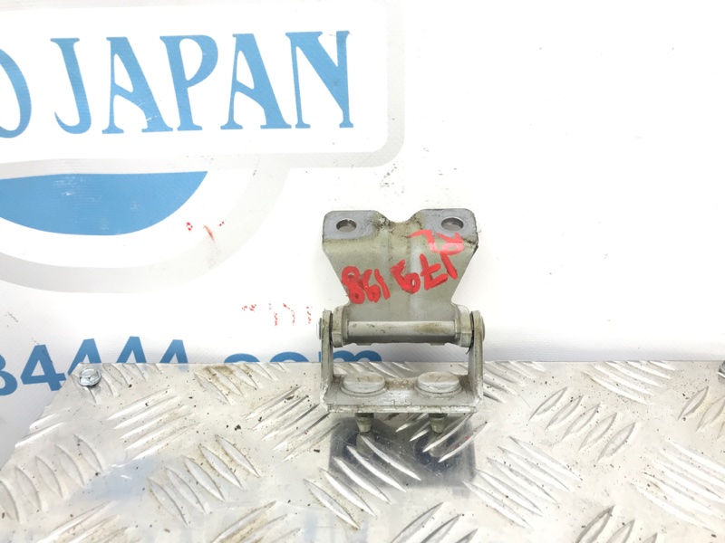 Запчасть петля крышки багажника задняя левая SUBARU OUTBACK 09-14 BR 2011 Внедорожник 2.5 60870AG00A9P Б/У Петля крышки багажника задняя левая SUBARU OUTBACK 09-14 BR 2011 Внедорожник 2.5 60870AG00A9P Б/У